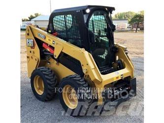 CAT 226D3STD1C 滑移装载机