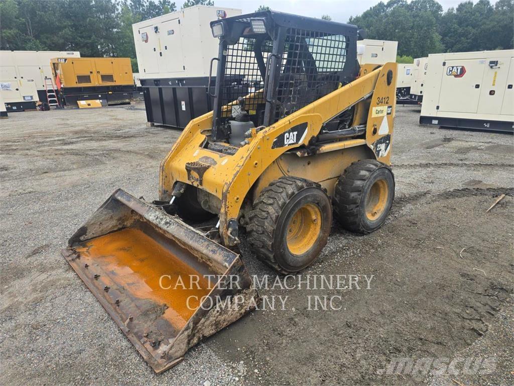 CAT 236 B SERIES 3 滑移装载机