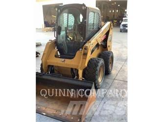 CAT 236D 滑移装载机