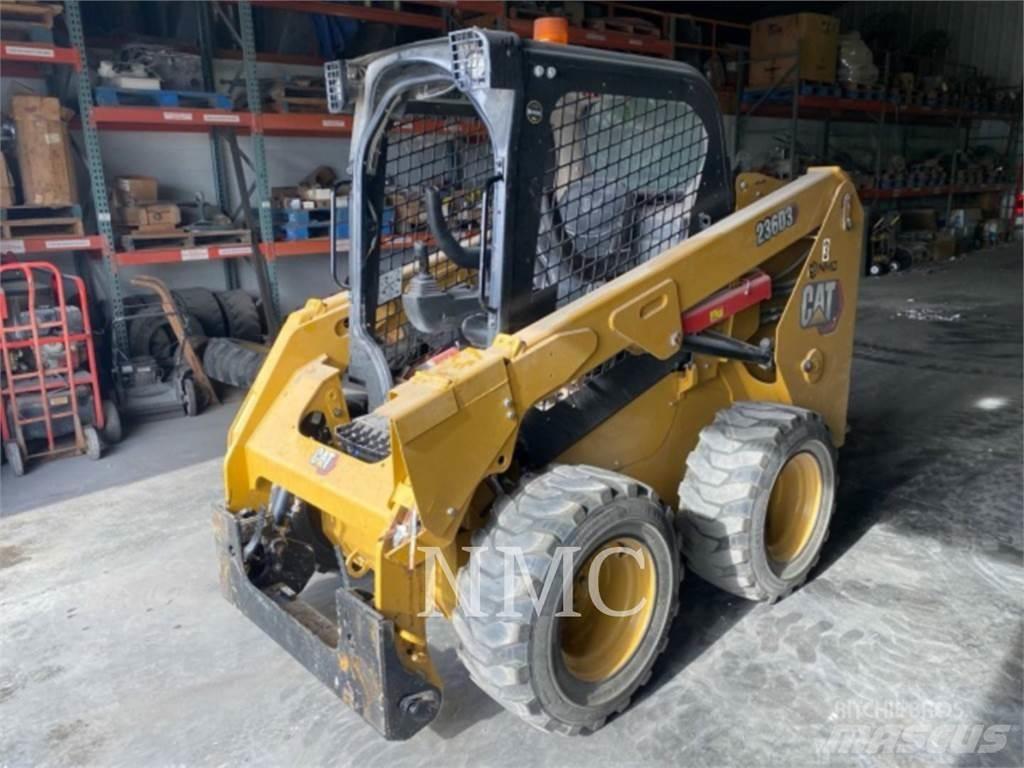 CAT 236D 滑移装载机