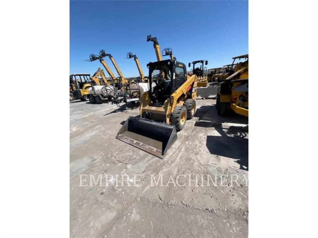 CAT 236D 滑移装载机