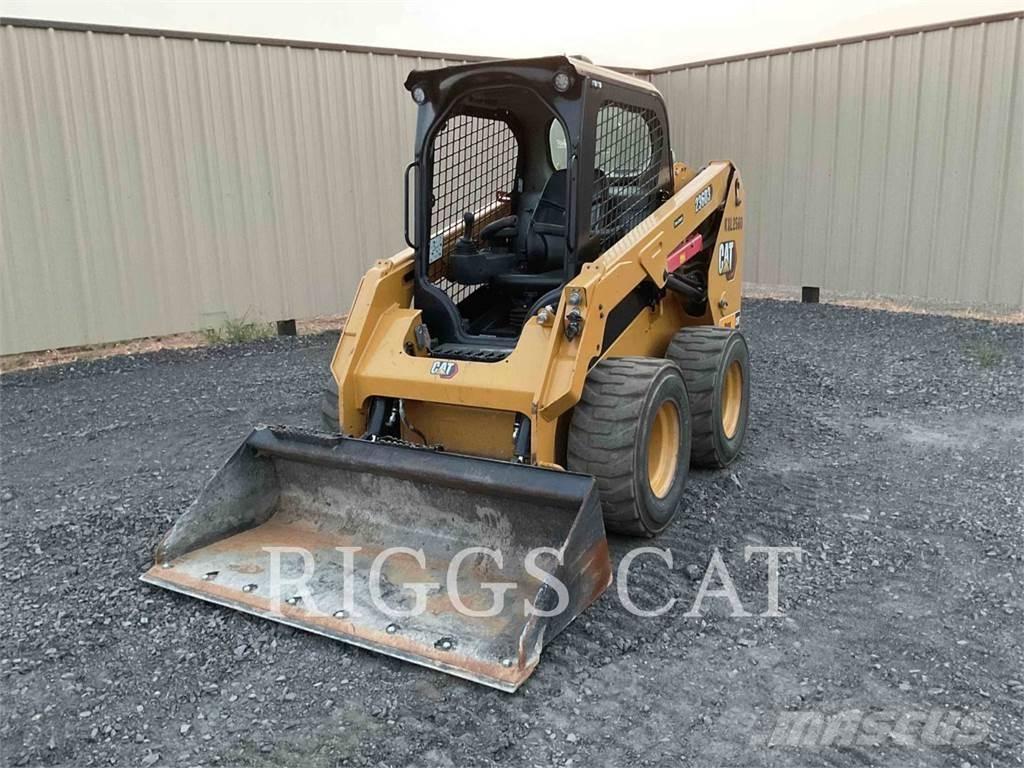 CAT 236D 滑移装载机