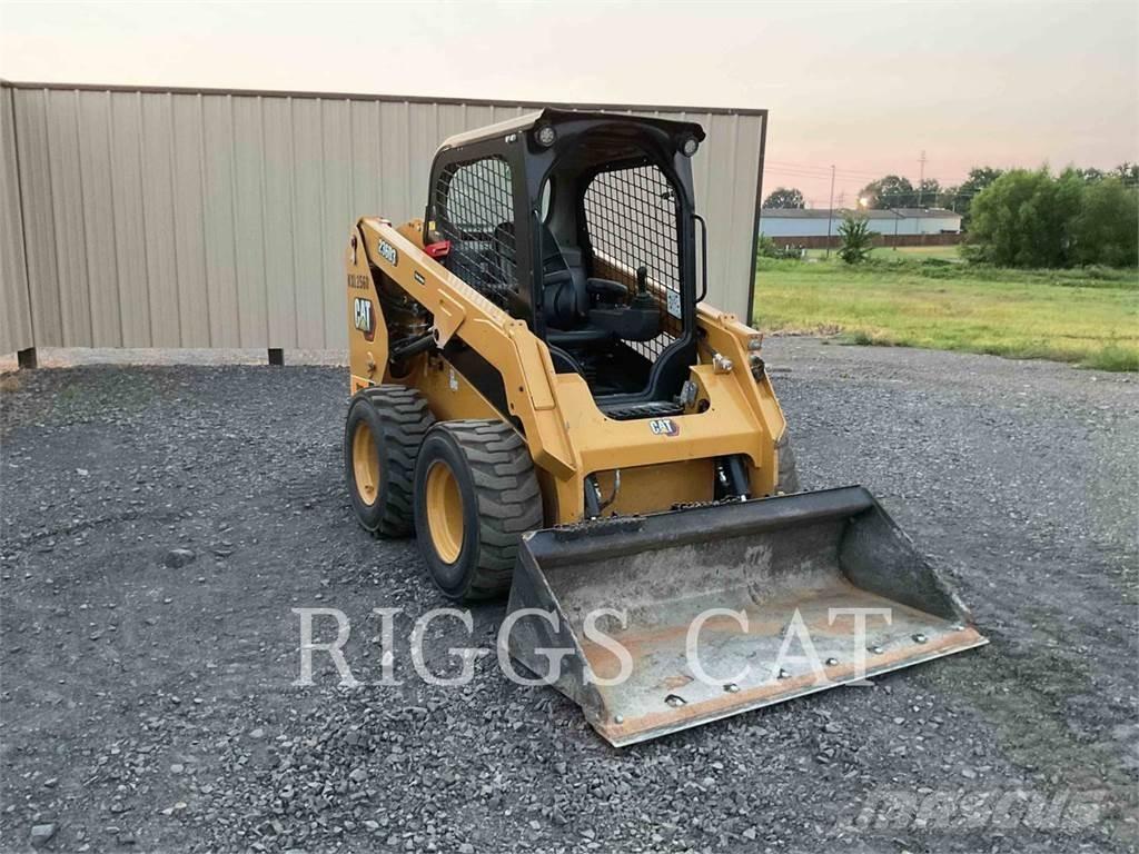 CAT 236D 滑移装载机
