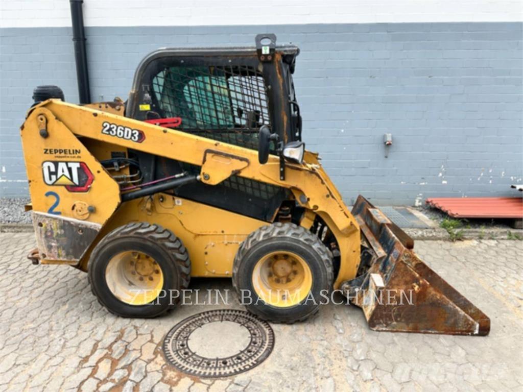 CAT 236D 滑移装载机