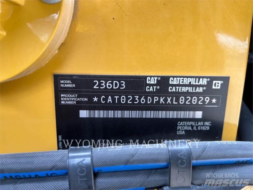 CAT 236D3 滑移装载机