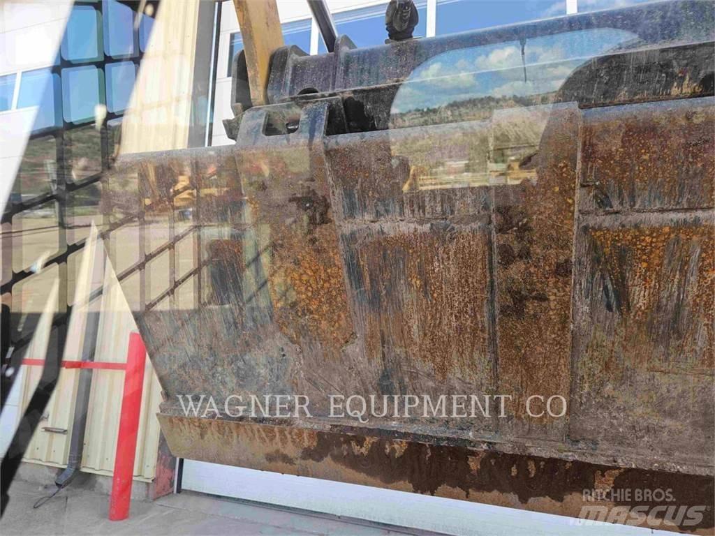 CAT 236D3 滑移装载机