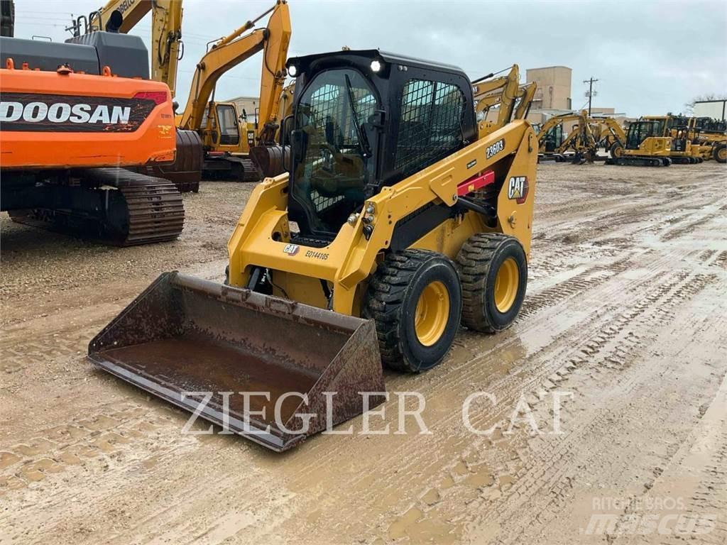 CAT 236D3 滑移装载机