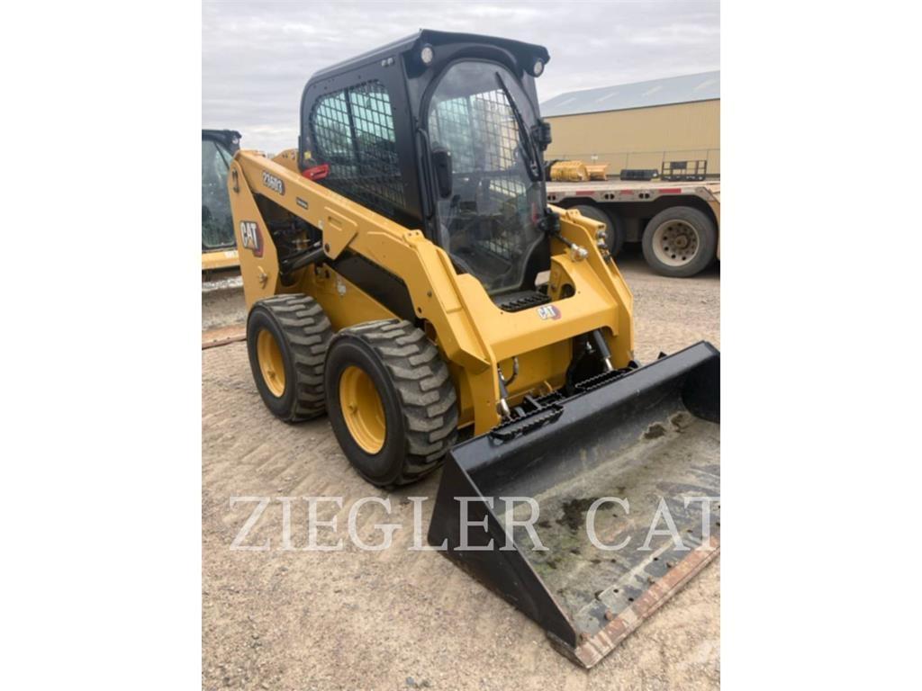 CAT 236D3 滑移装载机