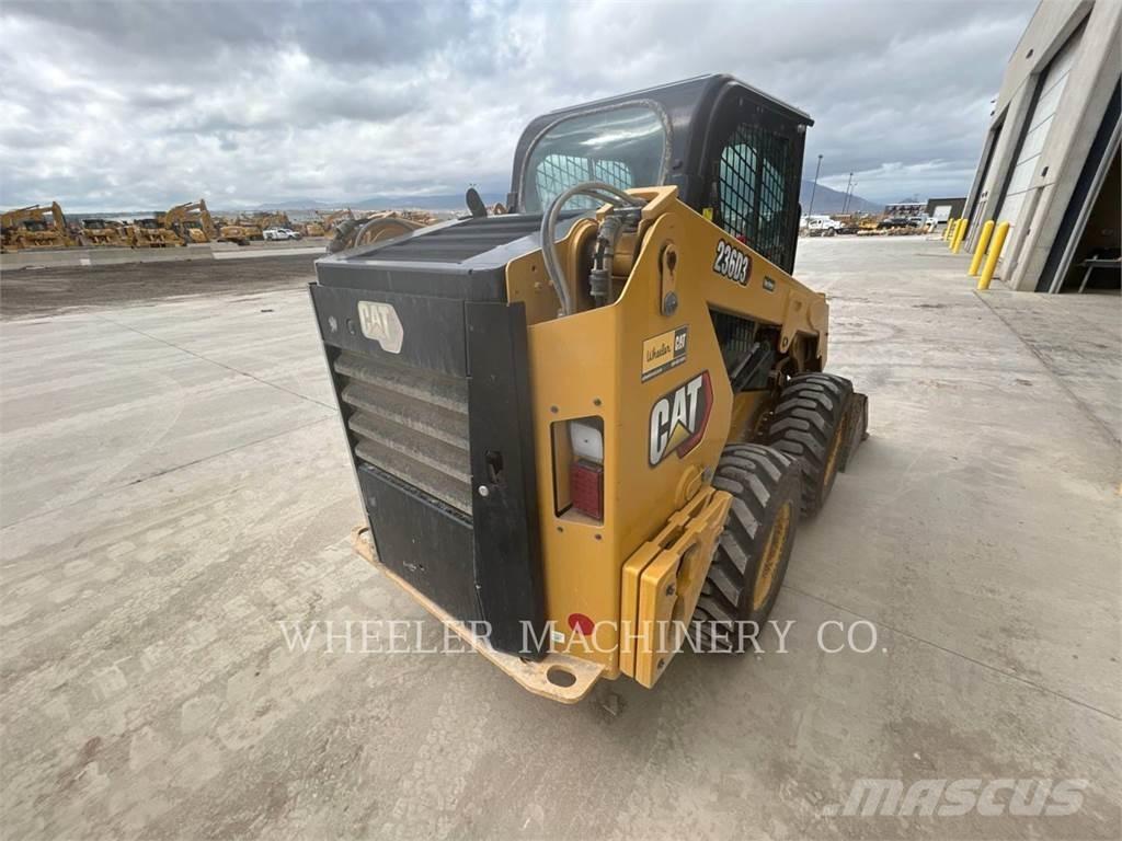 CAT 236D3 C3H2 滑移装载机