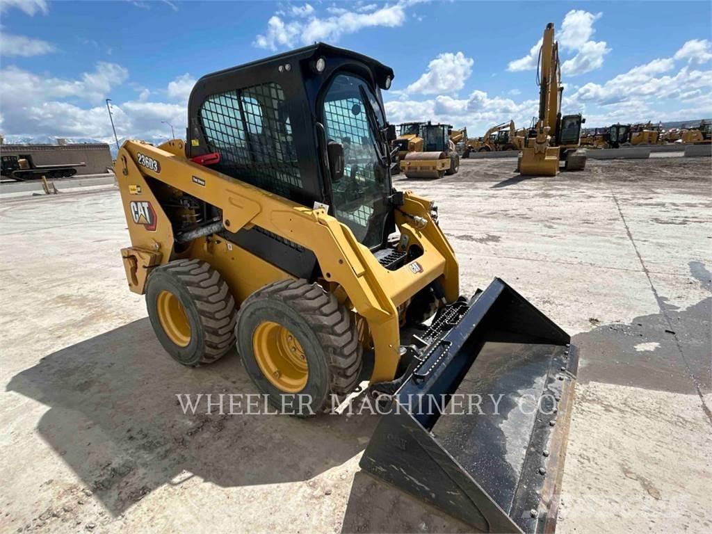 CAT 236D3 C3H2 滑移装载机