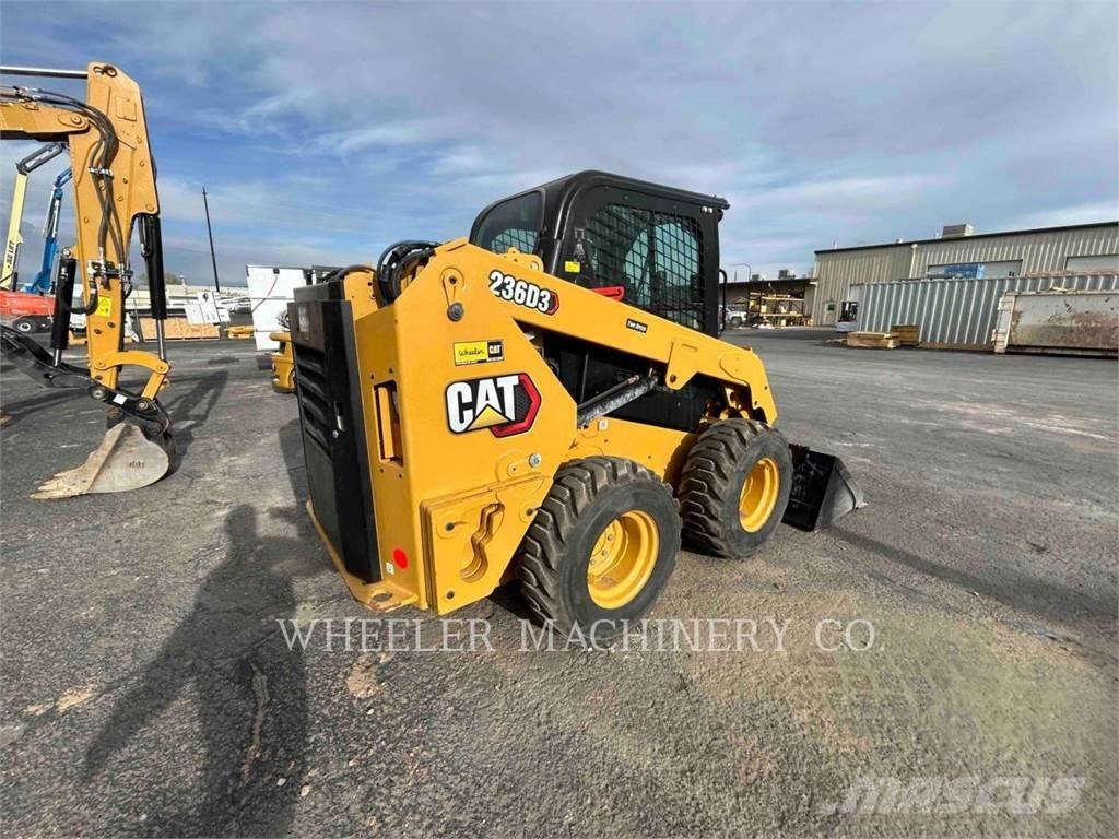 CAT 236D3 C3H2 滑移装载机