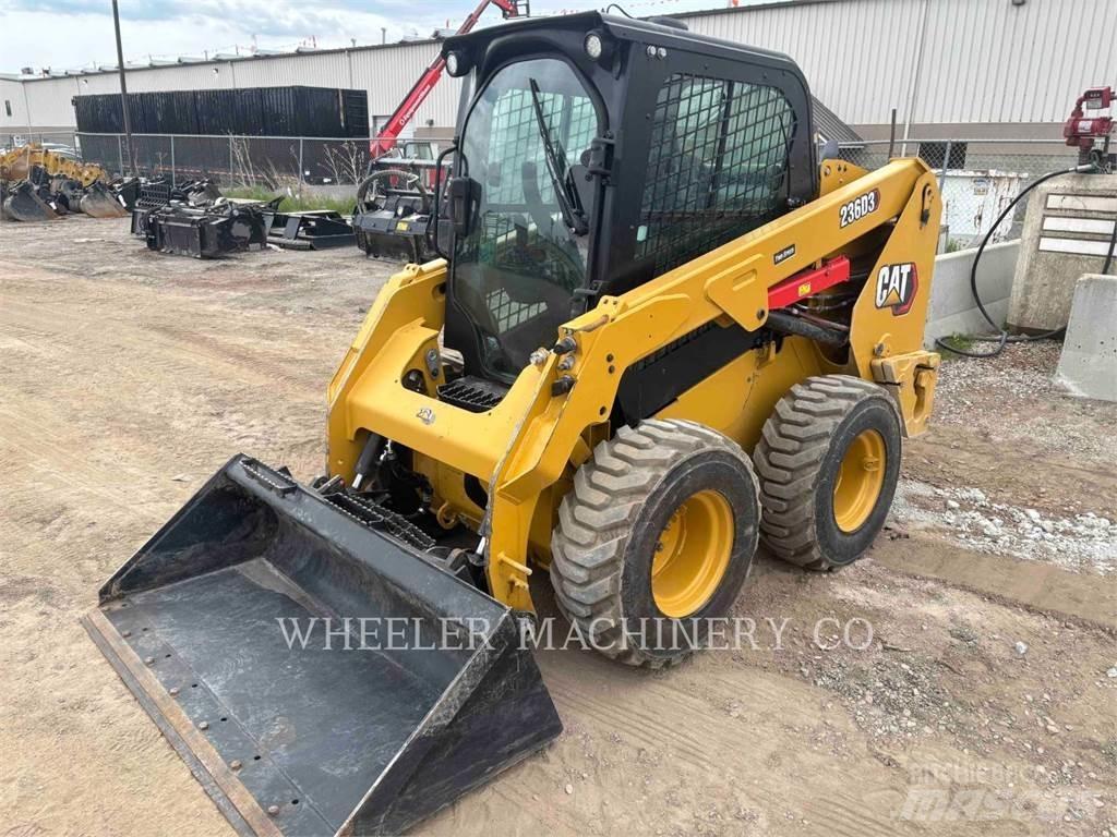 CAT 236D3 C3H2 滑移装载机