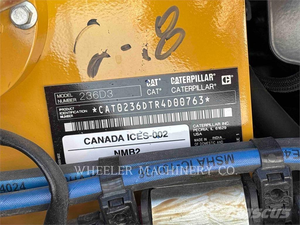 CAT 236D3 C3H2 滑移装载机