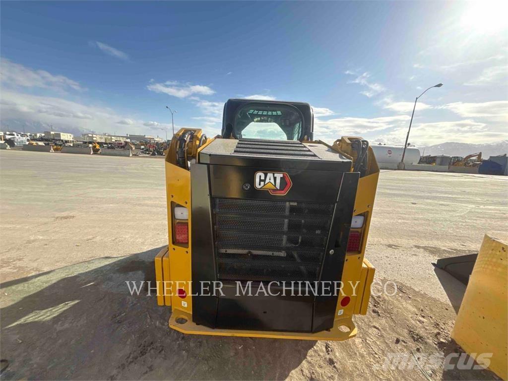 CAT 236D3 C3H2 滑移装载机