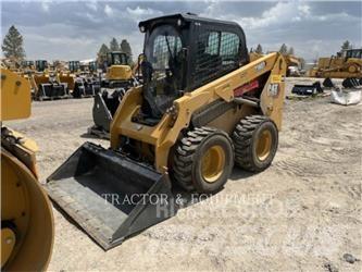 CAT 236D3 H2CB 滑移装载机