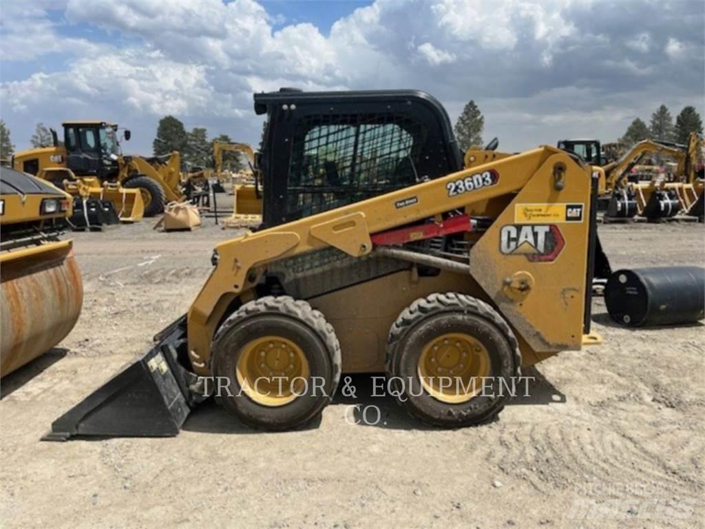 CAT 236D3 H2CB 滑移装载机