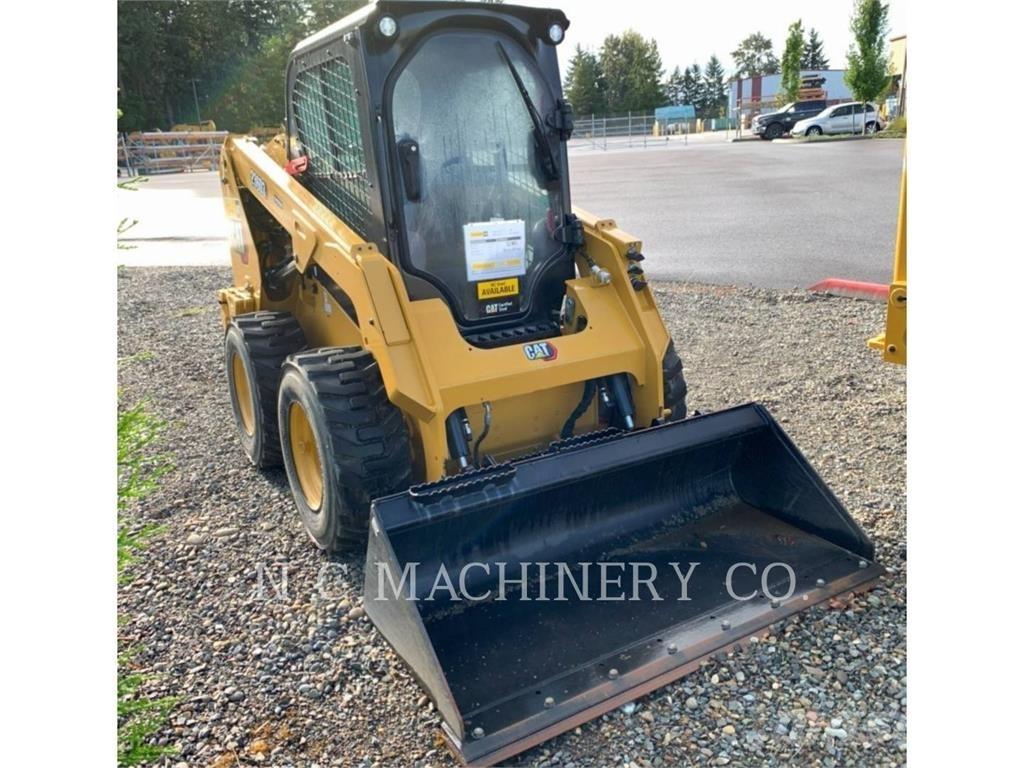 CAT 236D3 H2CB 滑移装载机