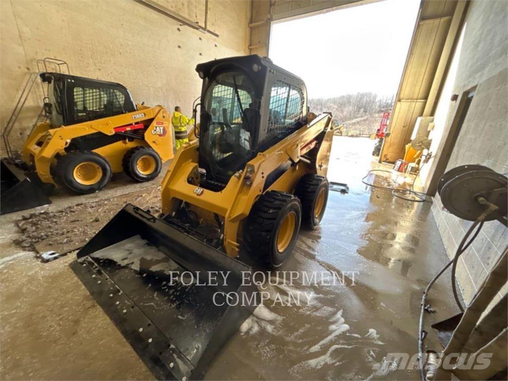 CAT 236D3STD2C 滑移装载机