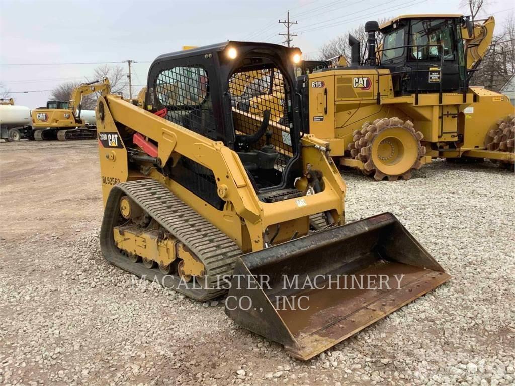 CAT 239D 履带式装载机