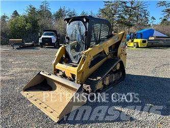 CAT 239D3 滑移装载机