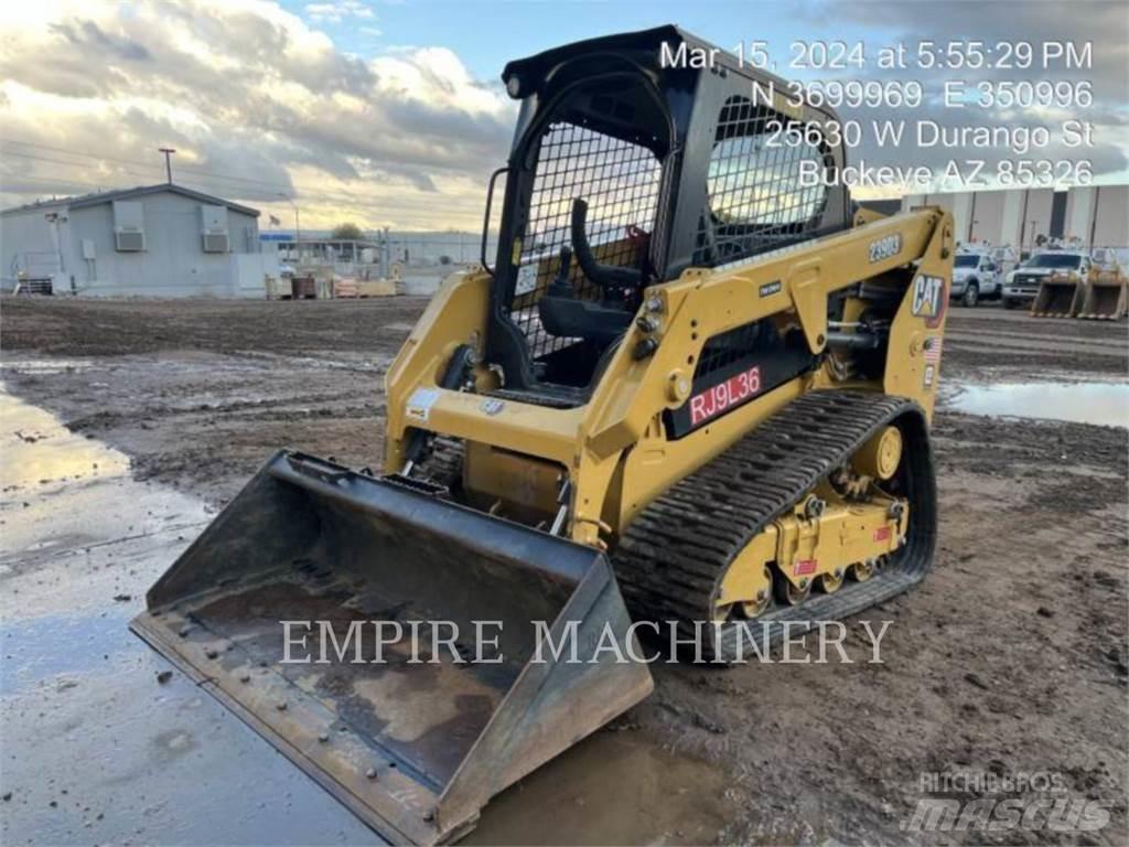 CAT 239D3 滑移装载机