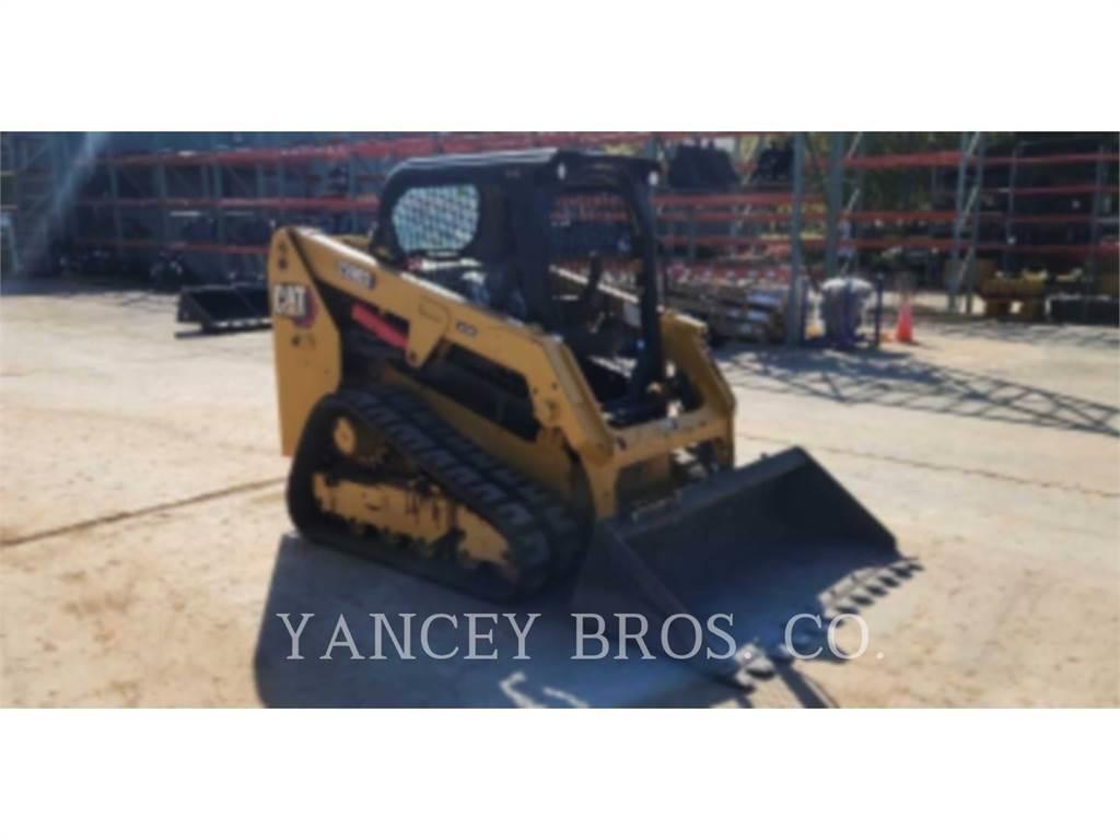 CAT 239D3 滑移装载机