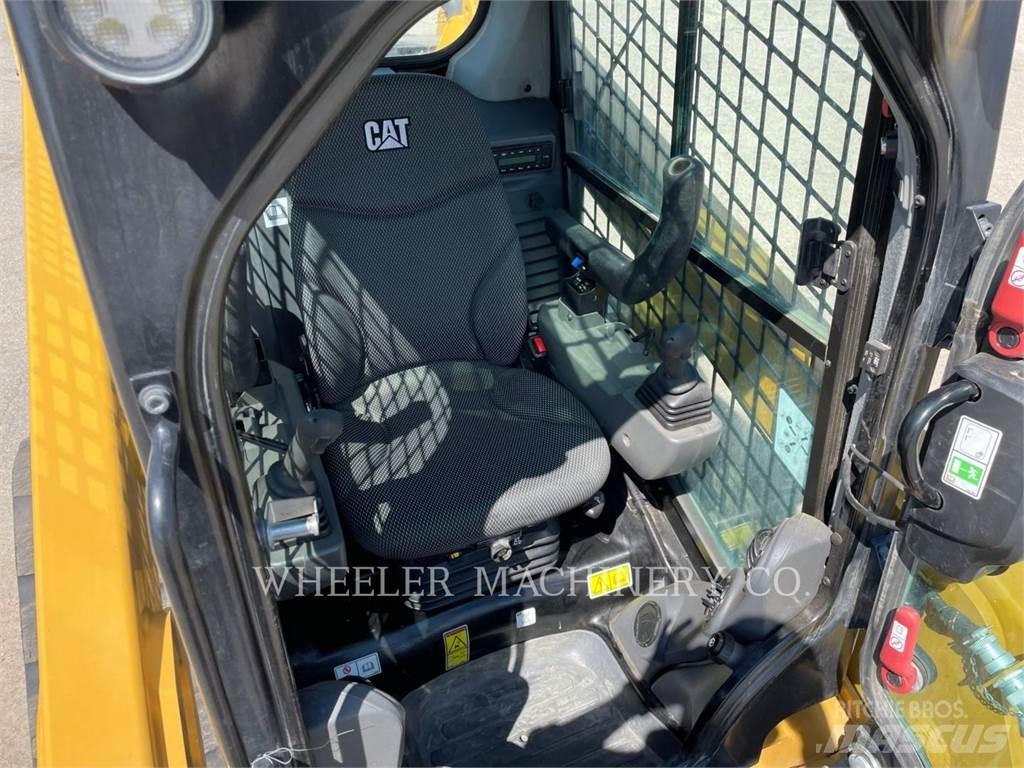 CAT 239D3 C1H2 履带式装载机