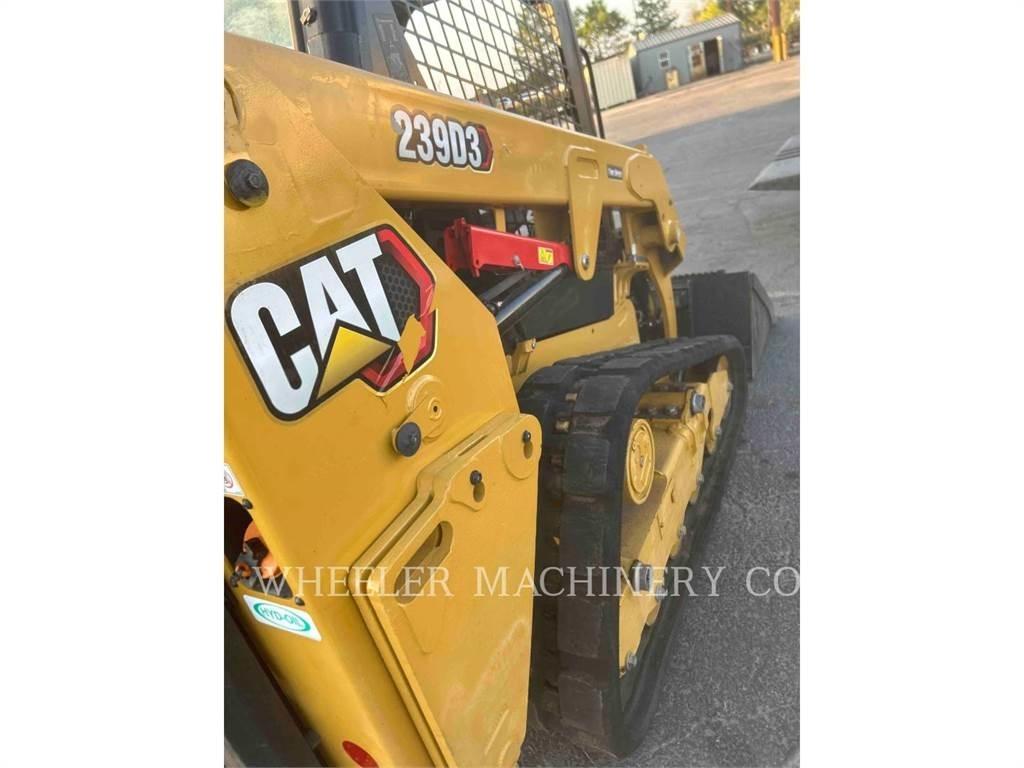 CAT 239D3 C1H2 履带式装载机
