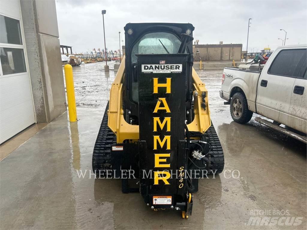 CAT 239D3 C3H2 履带式装载机