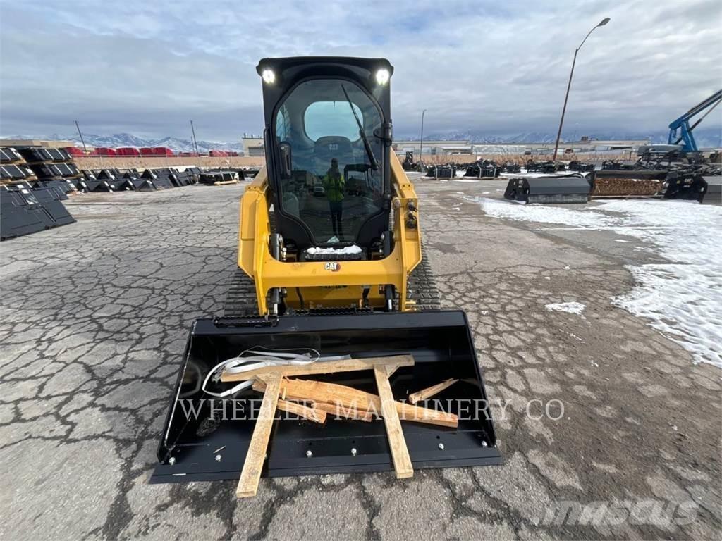 CAT 239D3 C3H2 履带式装载机