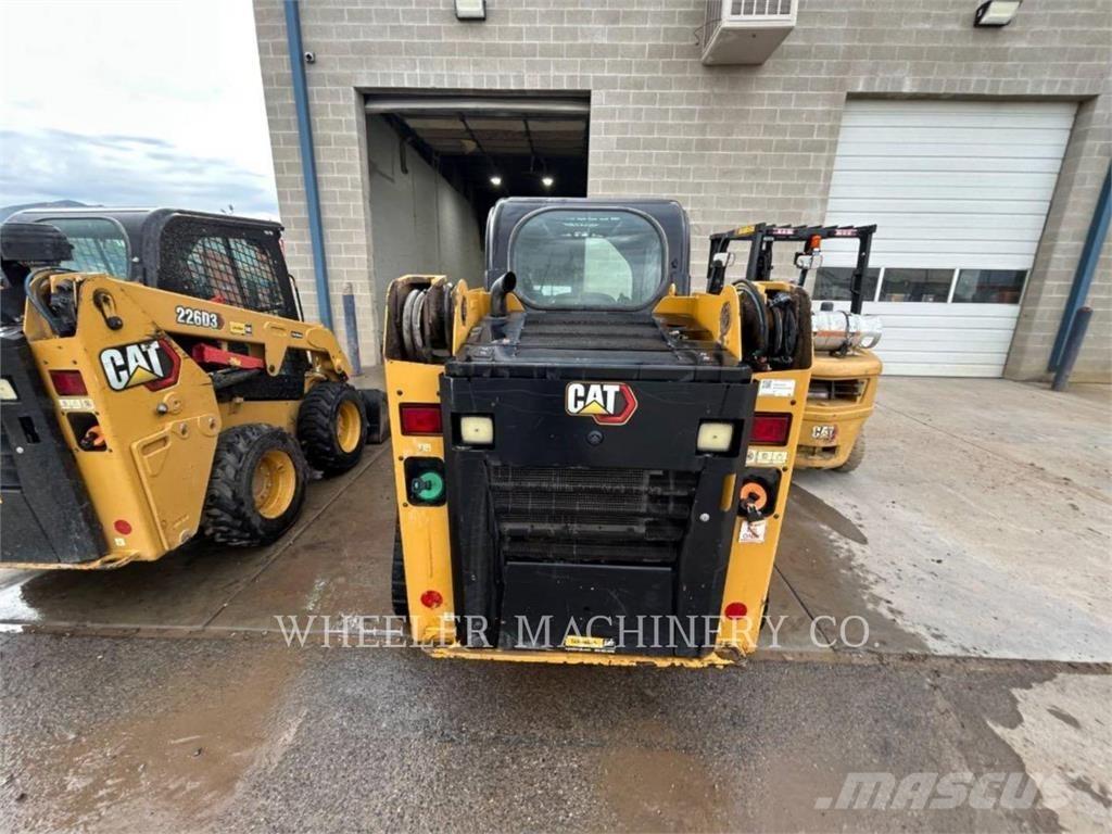 CAT 239D3 C3H2 履带式装载机