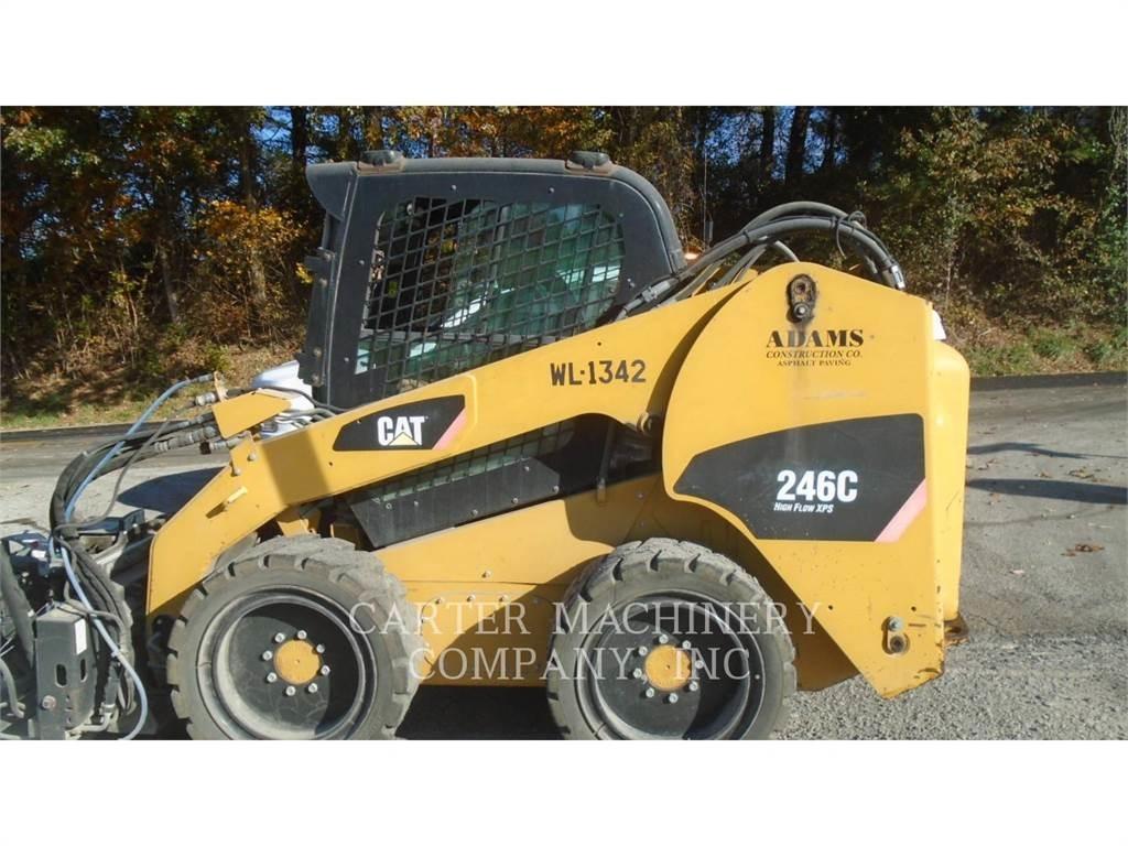CAT 246C 滑移装载机
