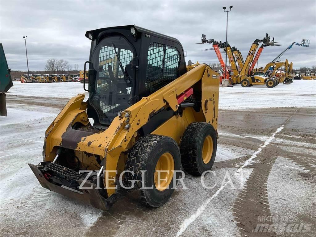CAT 246D 滑移装载机