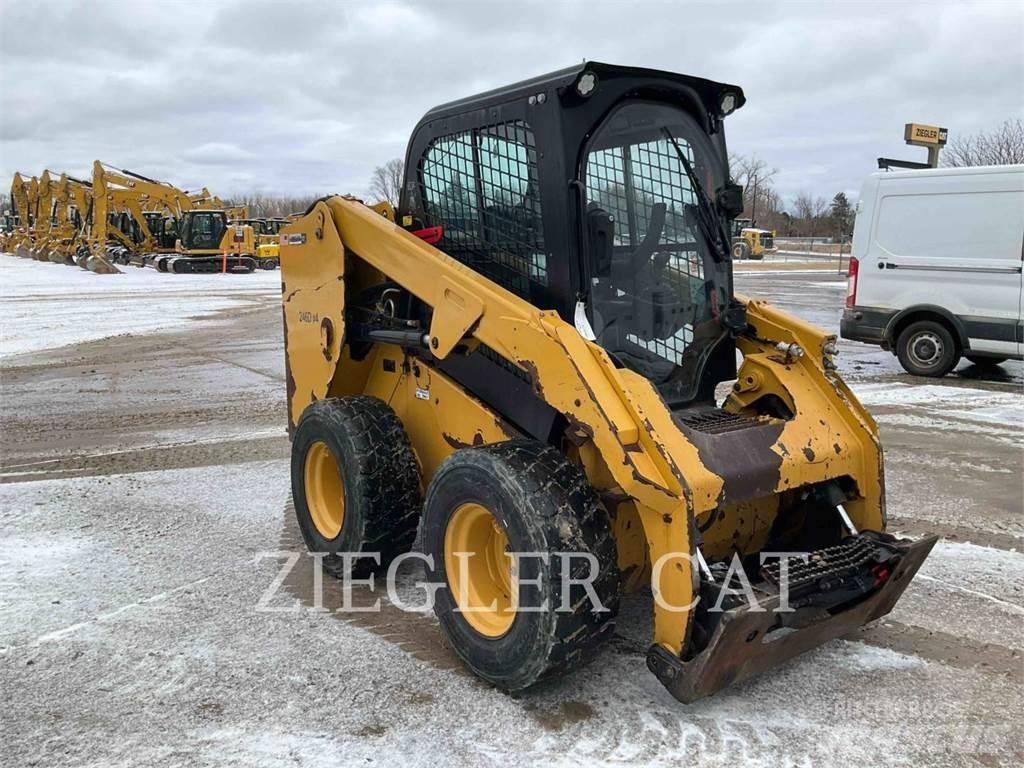 CAT 246D 滑移装载机