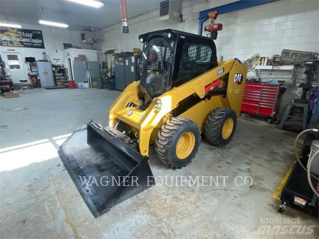 CAT 246D 滑移装载机