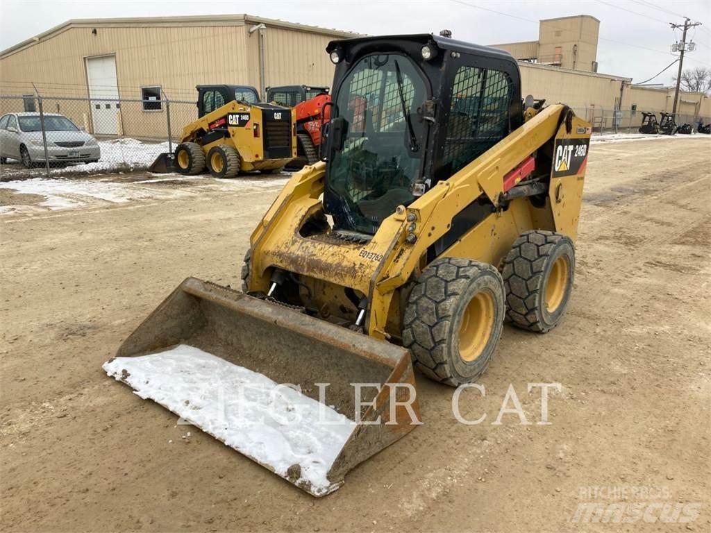 CAT 246D 滑移装载机