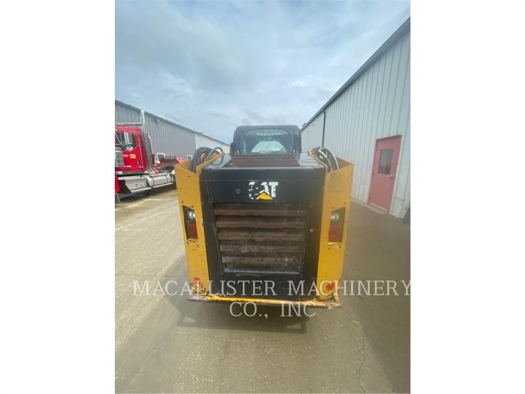 CAT 246D 滑移装载机