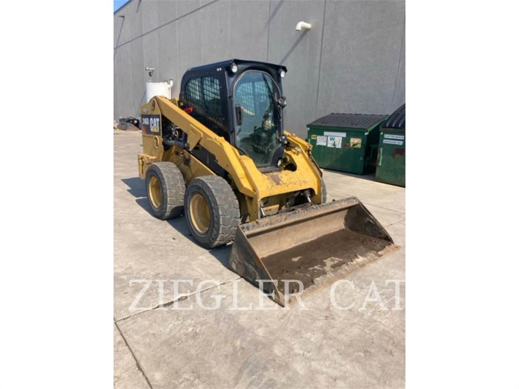 CAT 246D 滑移装载机