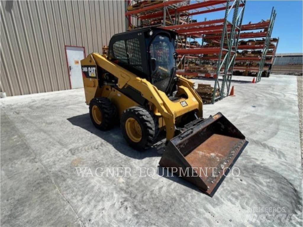 CAT 246D 滑移装载机
