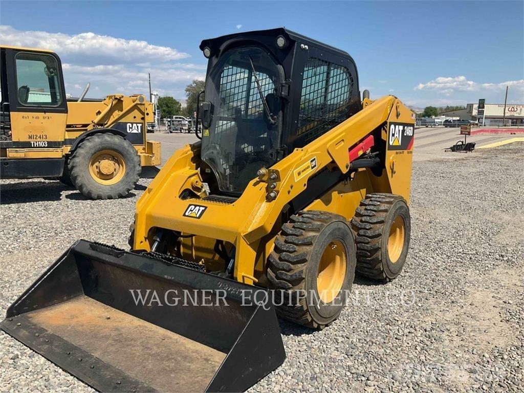 CAT 246D 滑移装载机