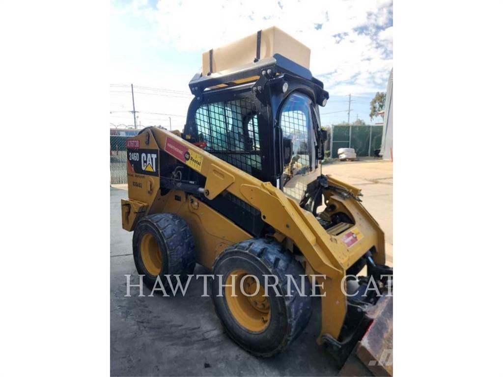 CAT 246D CBHF 滑移装载机