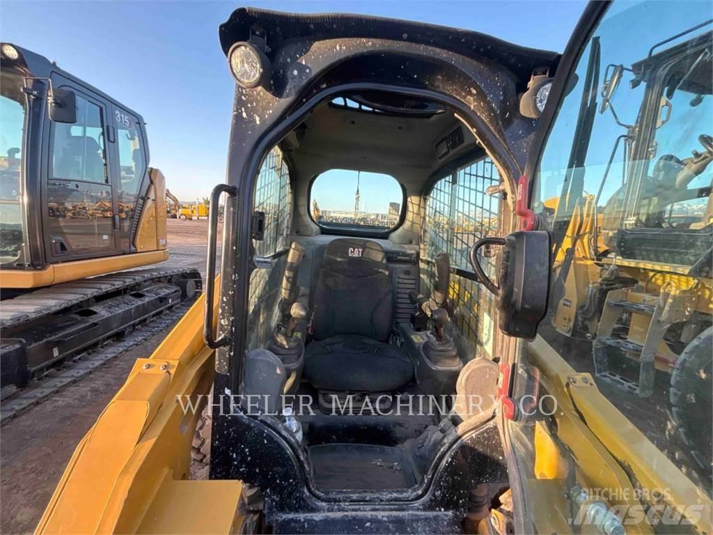CAT 246D2 C3H4 滑移装载机