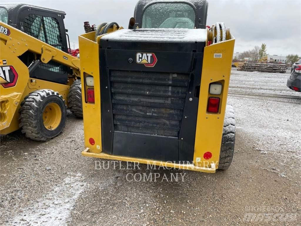 CAT 246D3 滑移装载机