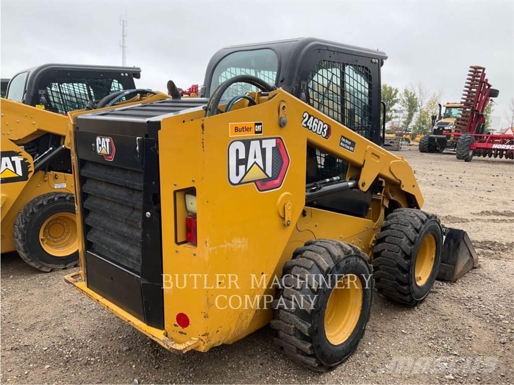 CAT 246D3 滑移装载机