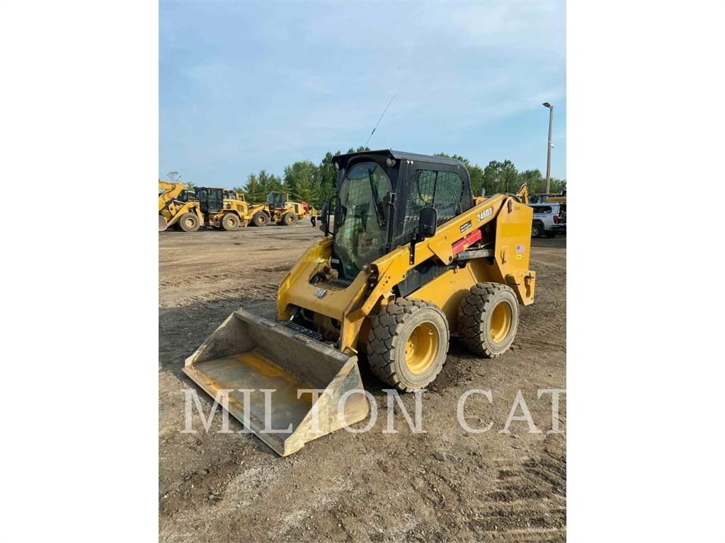 CAT 246D3 滑移装载机