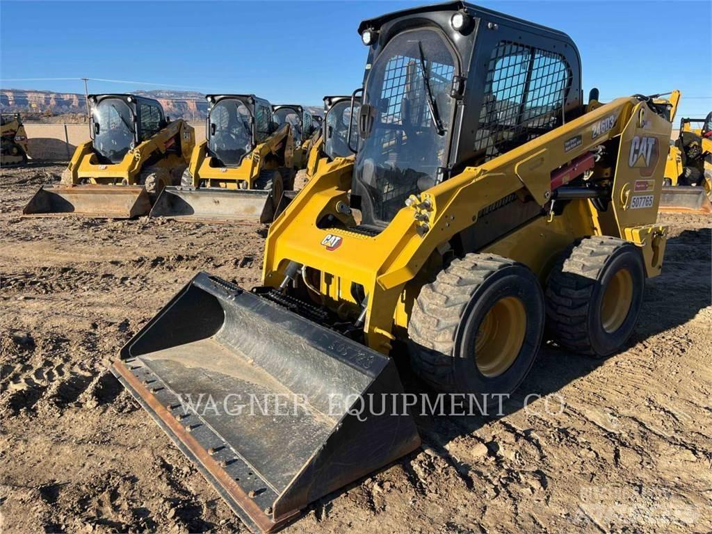 CAT 246D3 滑移装载机