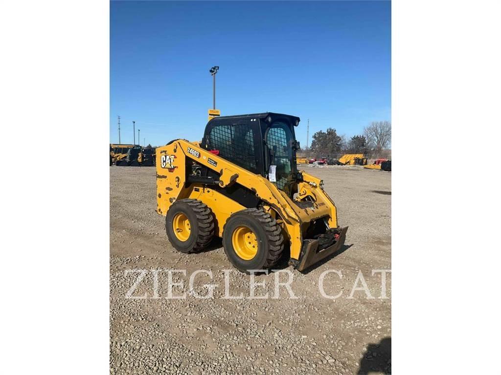 CAT 246D3 滑移装载机