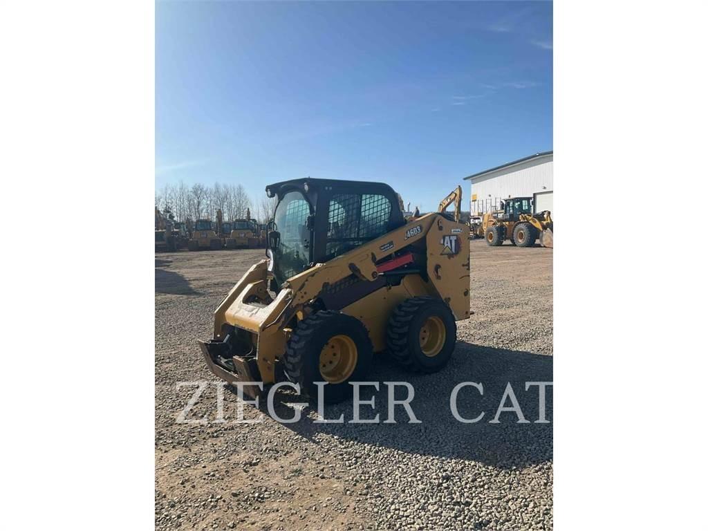 CAT 246D3 滑移装载机