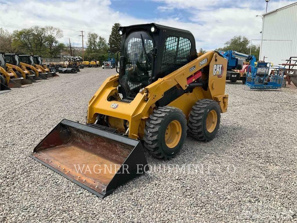 CAT 246D3 滑移装载机
