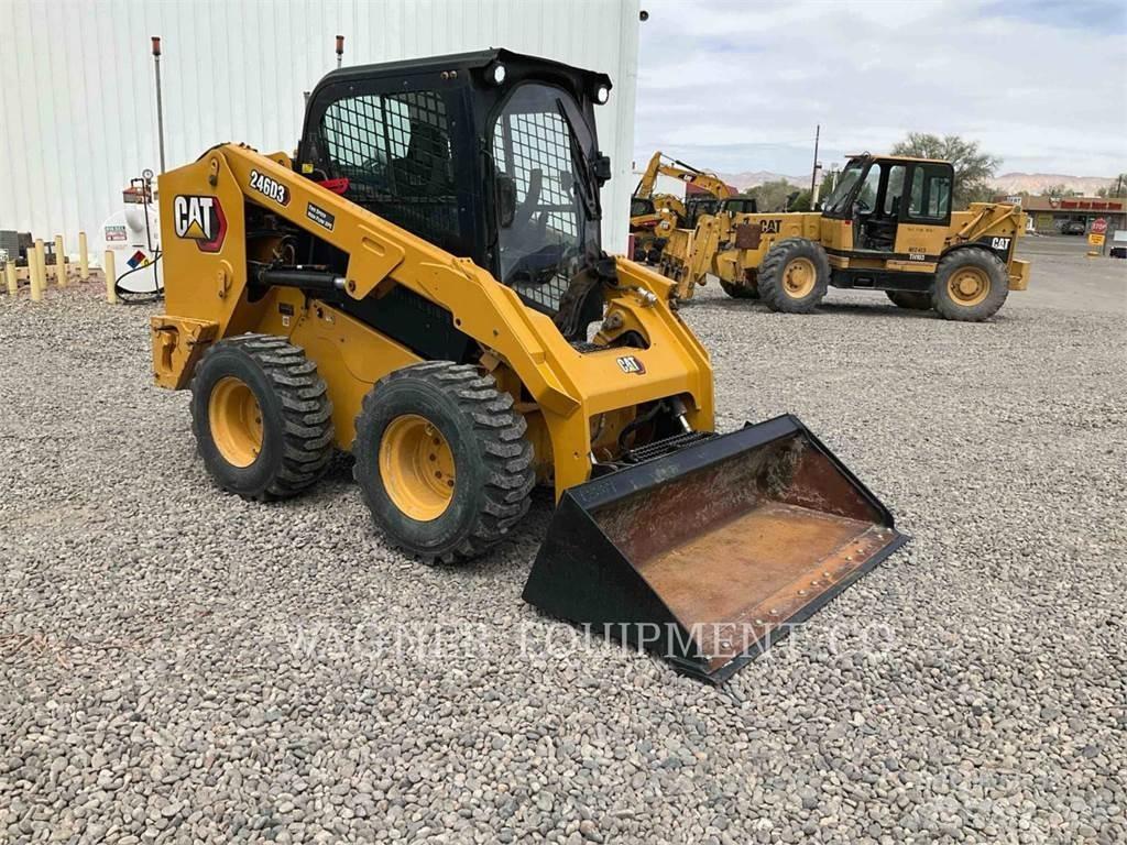 CAT 246D3 滑移装载机